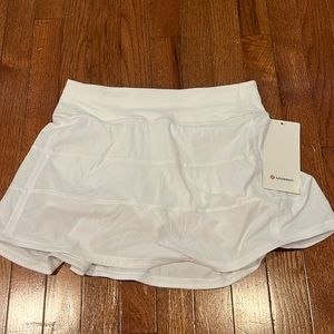 Lululemon pace rival skirt